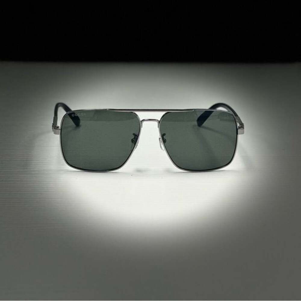 Men’s Gucci Metallic Gray Sunglasses